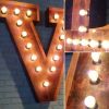 Изготовление букв из металла с лампочками.