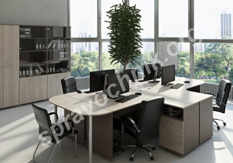 Рабочее место для персонала. Санкт-Петербург