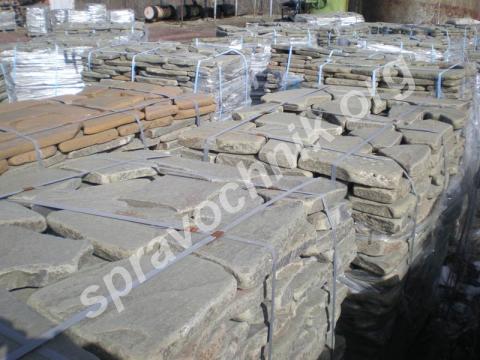 Камень галтованный серо-зелёный натуральный природный