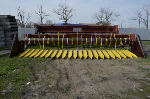 Приспособление (приставка) для уборки подсолнечника к отечествен