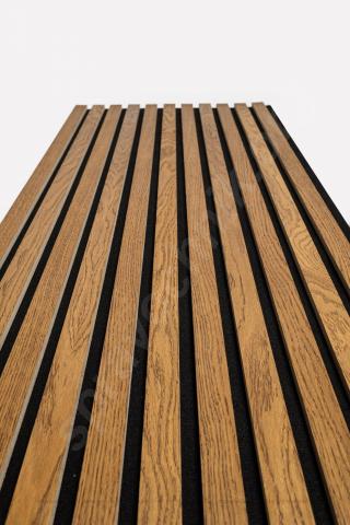 Акустическая реечная панель–дуб бурбон на черном,шпон 2790х500